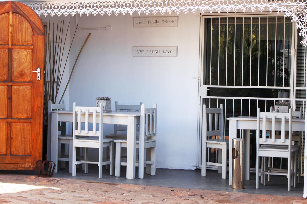 Golden Key Guesthouse Vredenburg Экстерьер фото